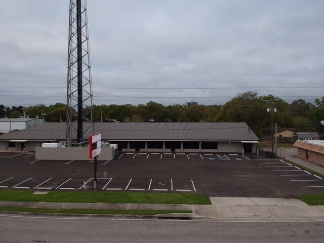 More Photos Of 709 N Park Rd, Plant City Office For Lease