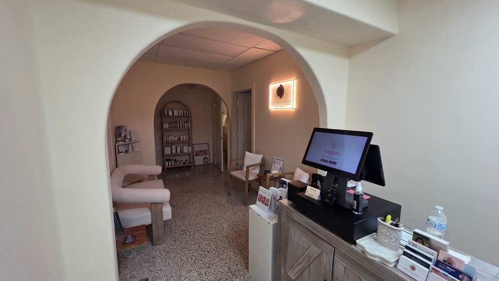 More Photos Of 117 N 5th St, Fort Pierce Office Residential For Sale
