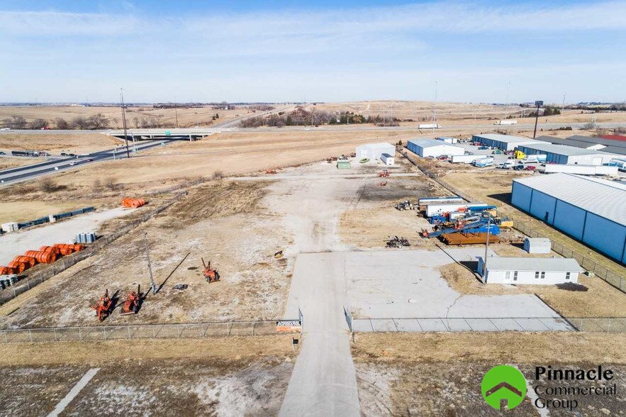 More Photos Of 5700 Arbor Rd, Lincoln Service For Sale