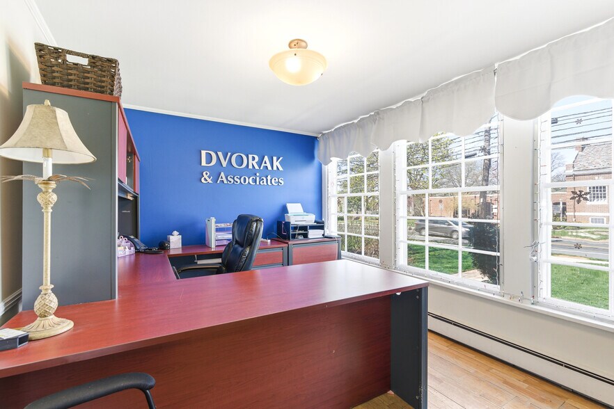 More Photos Of 467 Middlesex Ave, Metuchen Office For Sale