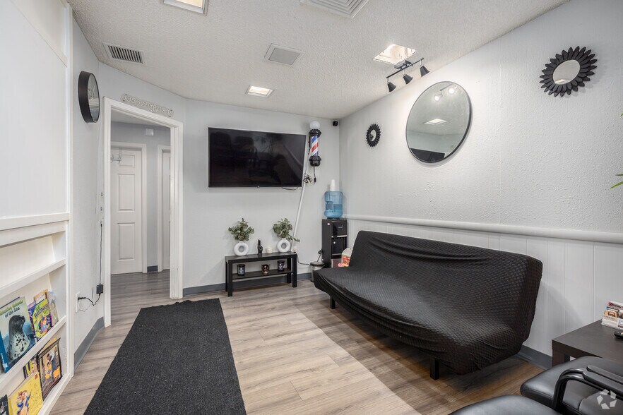 More Photos Of 1355 Florin Rd, Sacramento Medical For Sale