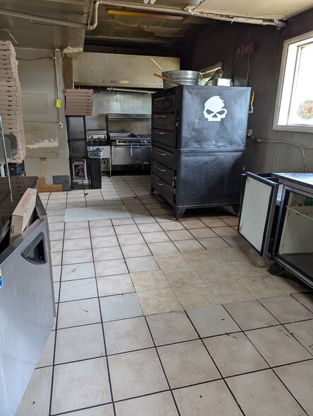 More Photos Of 2760 Clairton Blvd, Pittsburgh Restaurant For Lease