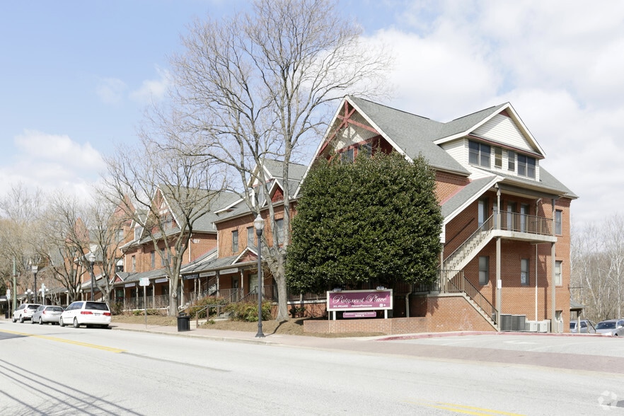 More Photos Of 637 Main St, Laurel Apartments For Sale