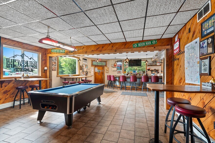 More Photos Of N12808 Northway Dr, Athelstane Restaurant For Sale