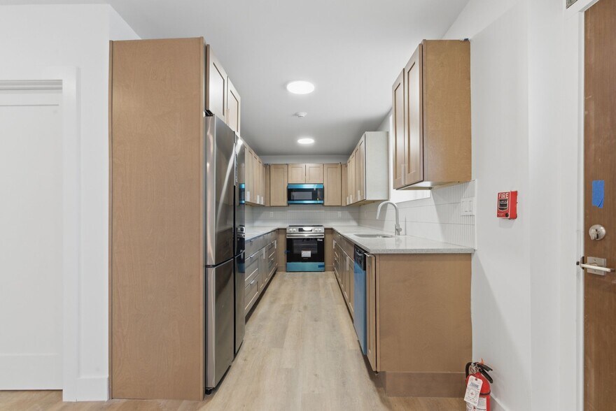 More Photos Of 126 140 Sayles, Woonsocket Apartments For Sale
