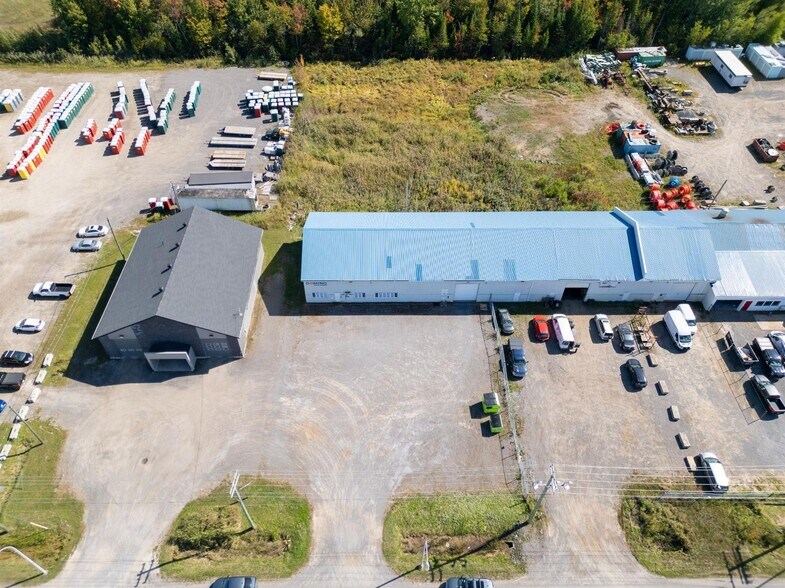 More Photos Of 3055 Rue Tebbutt, Trois-Rivières Industrial For Lease