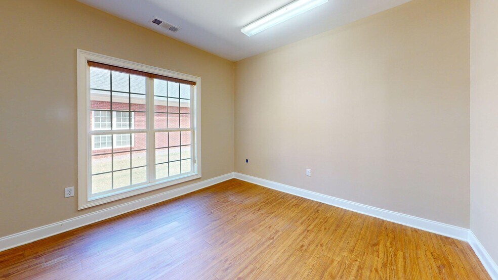 More Photos Of 2795 Main St, Snellville Medical For Lease
