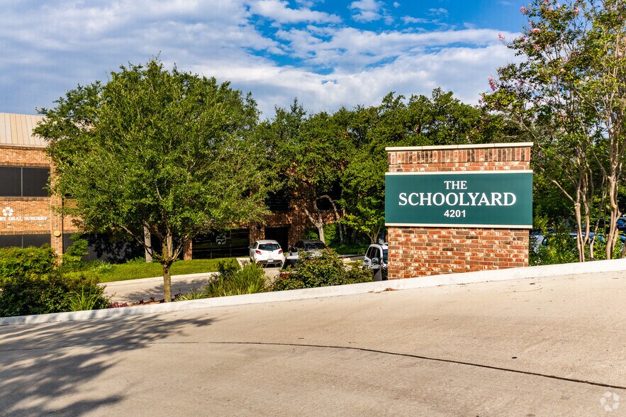 More Photos Of 4201 Bee Caves Rd, Austin Medical For Lease