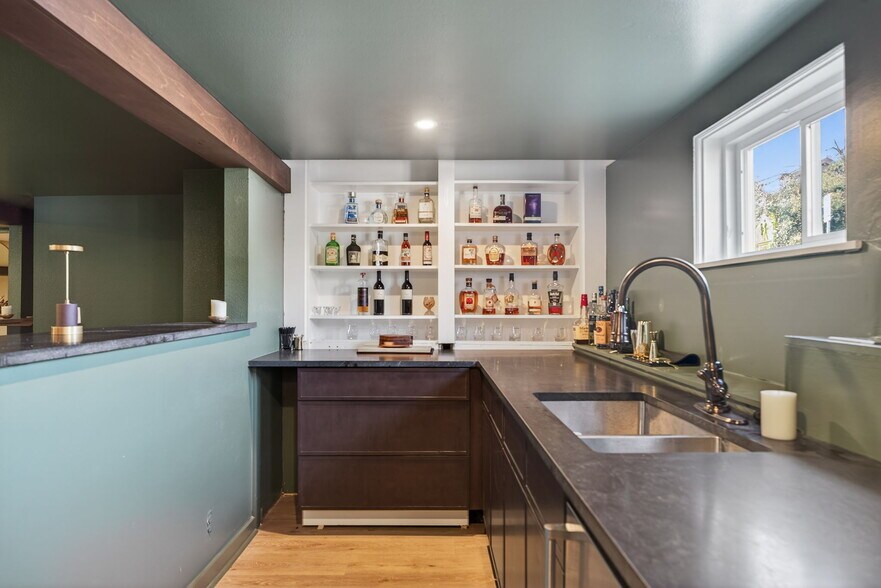 More Photos Of 1205 Rio Grande St, Austin Loft Creative Space For Lease