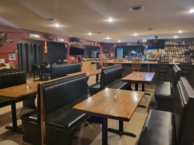 More Photos Of 14254 Salmon La Sac Rd, Ronald Restaurant For Sale
