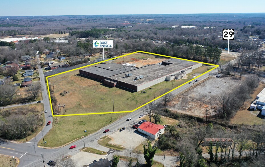 More Photos Of 2115 S McDuffie St, Anderson Manufacturing For Sale