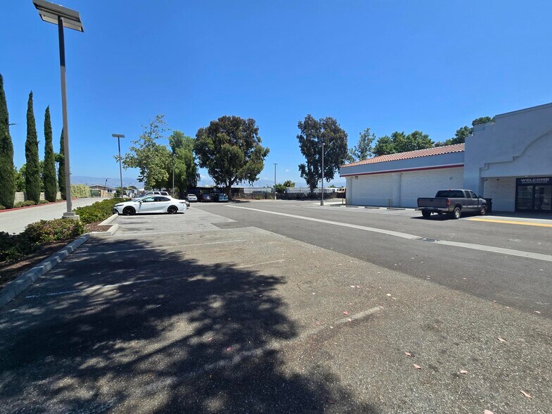 More Photos Of 2152 Monterey Hwy, San Jose Supermarket For Lease