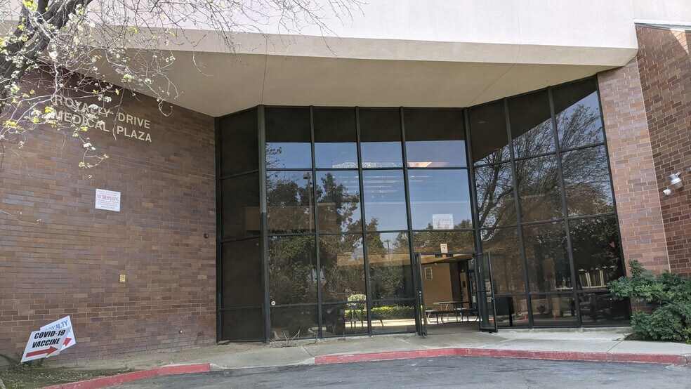 More Photos Of 1902 Royalty Dr, Pomona Medical For Lease