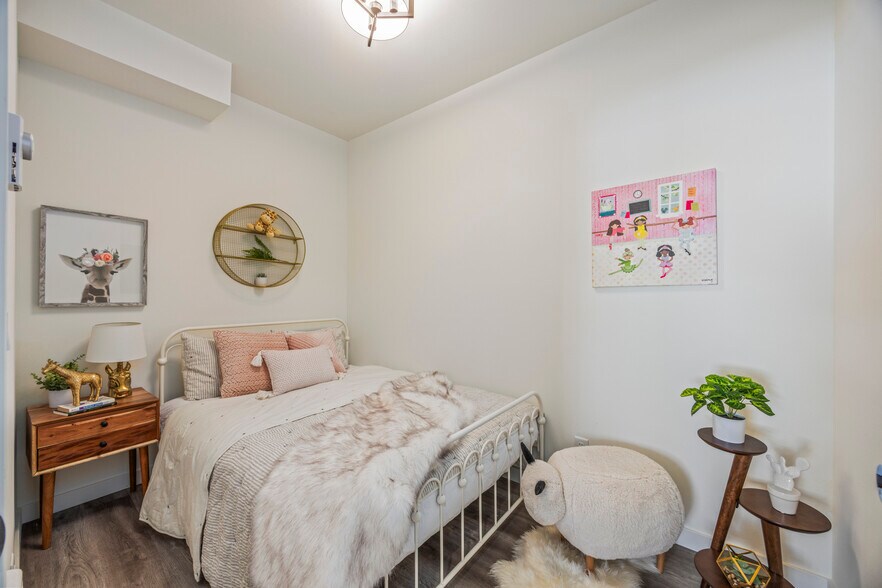 More Photos Of 2152 N 185th St, Shoreline Apartments For Sale