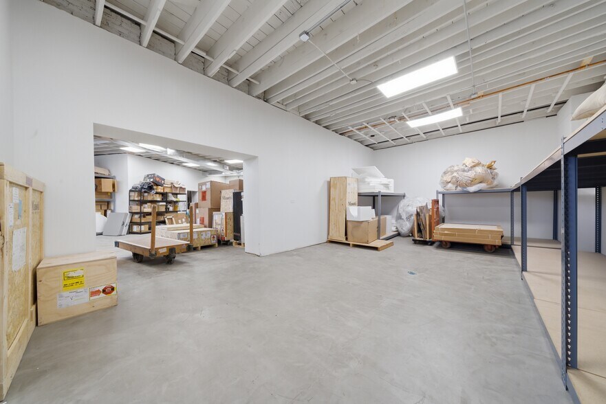 More Photos Of 3868 W Grand Ave, Chicago Warehouse For Sale
