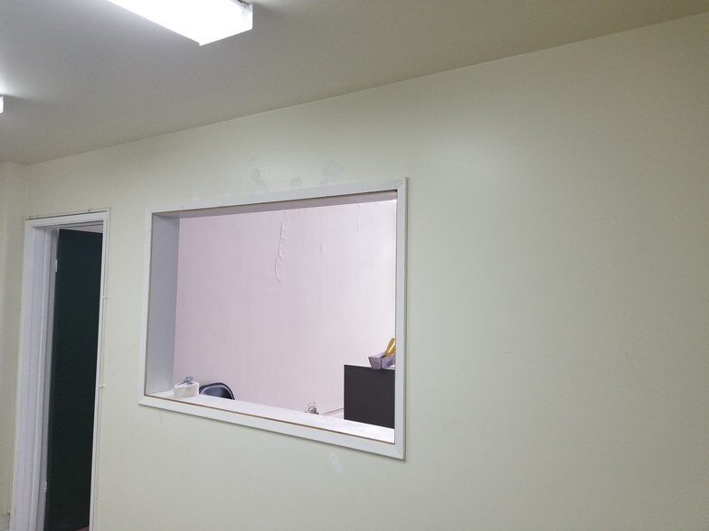 More Photos Of 1301 S Shamrock Ave, Monrovia Manufacturing For Sale