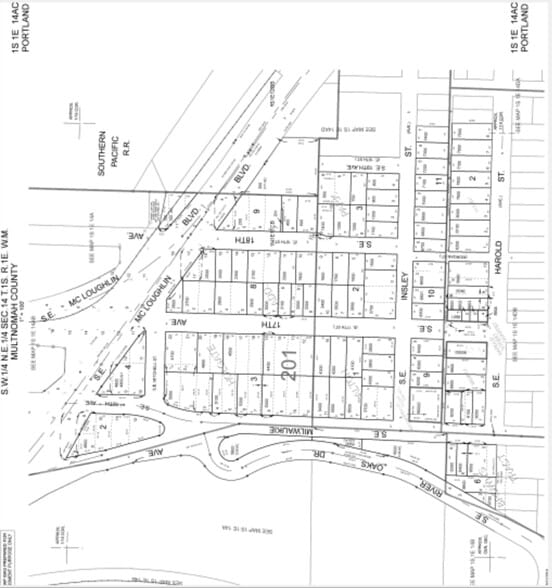 More Photos Of 5035 SE McLoughlin Blvd, Portland Storefront Retail Office For Sale