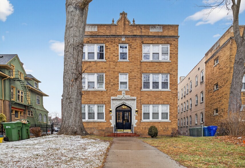 More Photos Of 660-662 Farmington Ave, Hartford Apartments For Sale