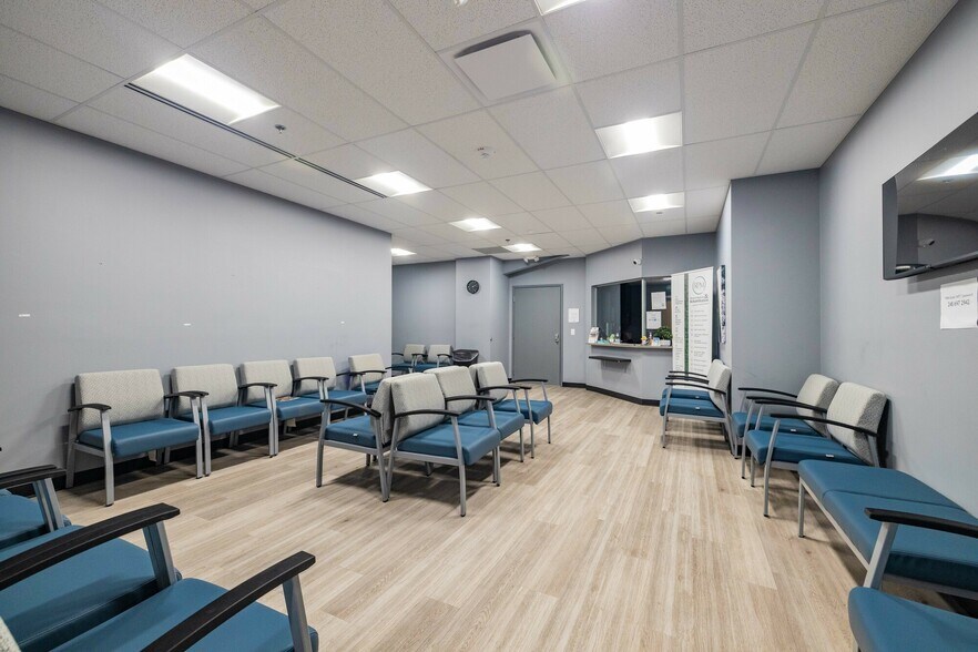 More Photos Of 42350 Grand River Ave, Novi Office For Sale