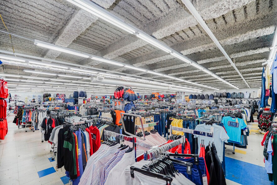 More Photos Of 3460 Nostrand Ave, Brooklyn Freestanding For Lease