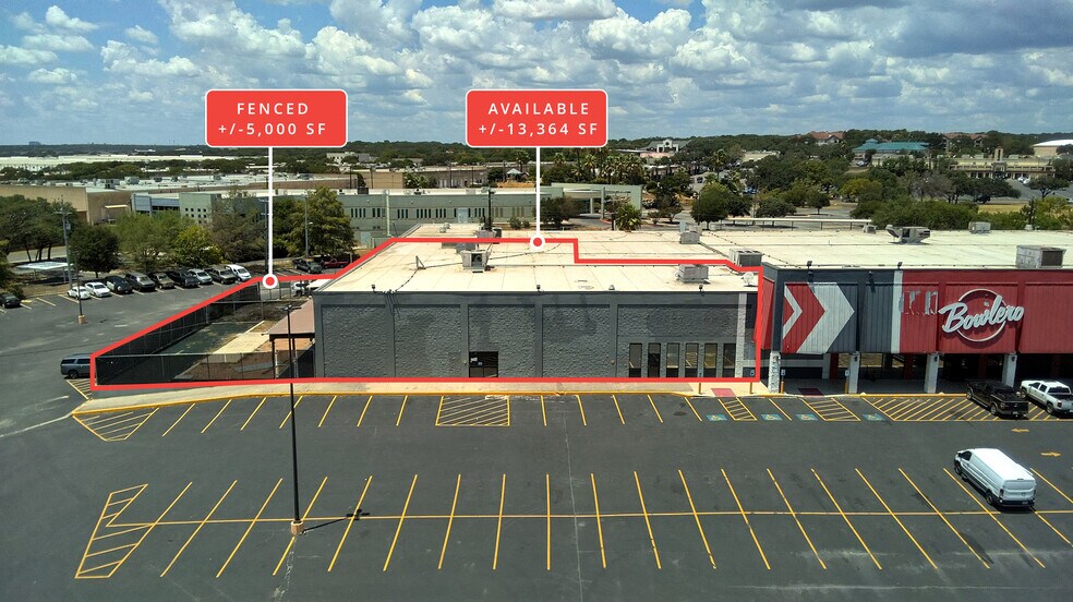 More Photos Of 13307 San Pedro Ave, San Antonio Freestanding For Lease