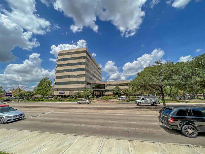 More Photos Of 1155 Dairy Ashford Rd, Houston Office For Lease
