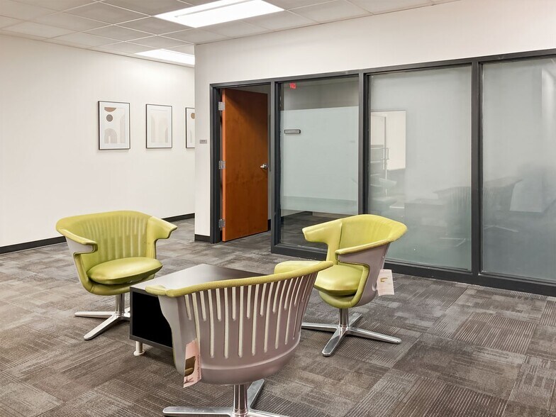 More Photos Of 5225 Tech Data Dr, Clearwater Coworking Space