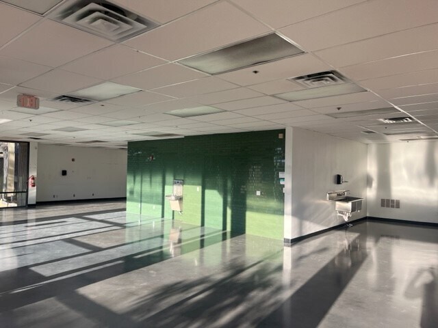 More Photos Of 2214 Braker Ln, Austin Distribution For Lease