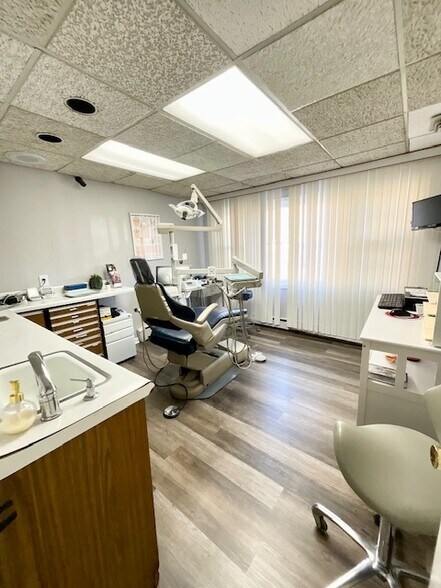 More Photos Of 523 Westfield Ave, Elizabeth Medical For Lease