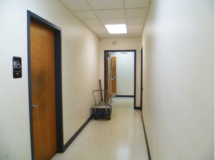 More Photos Of 777 Bowman Ave, Columbus Warehouse For Lease