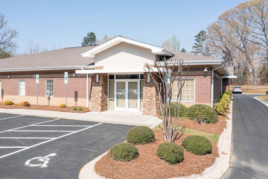Primary Photo Of 2090 S US 29 Hwy, China Grove Medical For Lease