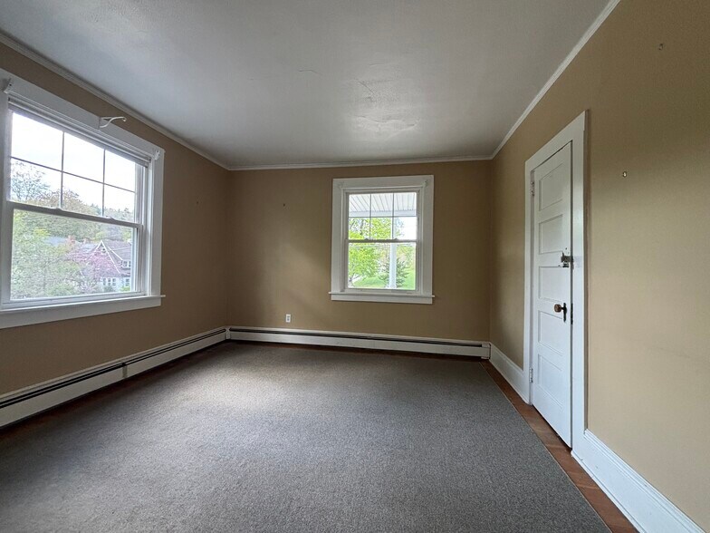 More Photos Of 60 Cottage St, Great Barrington Office For Sale