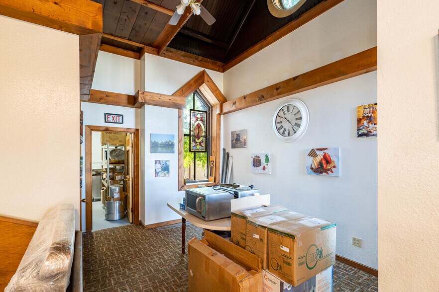 More Photos Of 401 E 5th St, Canton Restaurant For Sale