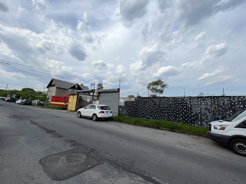 Primary Photo Of 11217 159th St, Jamaica Land For Sale