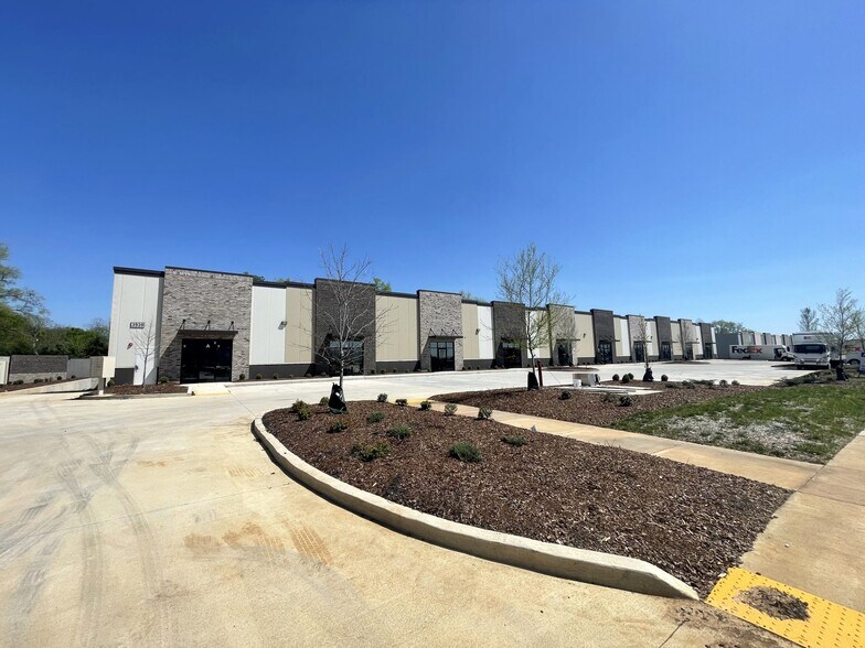 More Photos Of 2139 Logistics Way, Murfreesboro Unknown For Lease