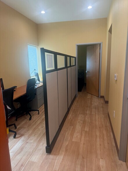 More Photos Of 1900 Matlock Rd, Mansfield Medical For Sale