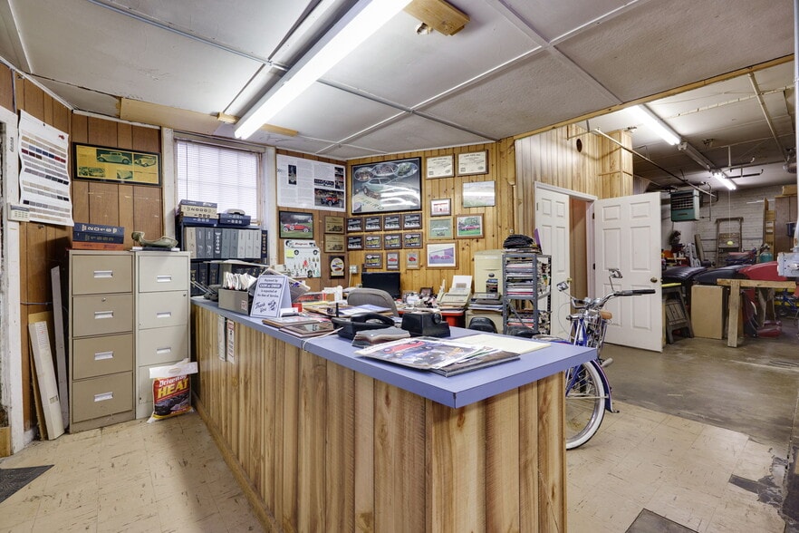 More Photos Of 46 Jefferson St, Brookville Storefront Retail Residential For Sale