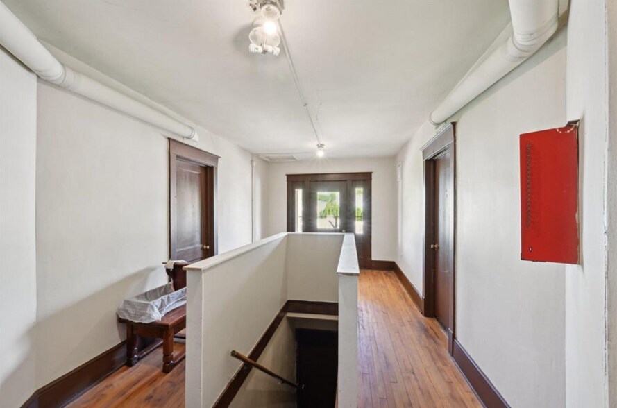 More Photos Of 108 N Main St, Edgerton Apartments For Sale