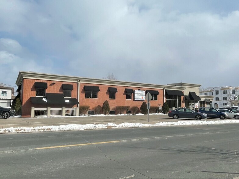 More Photos Of 4420 Valley View Rd, Edina Office For Lease