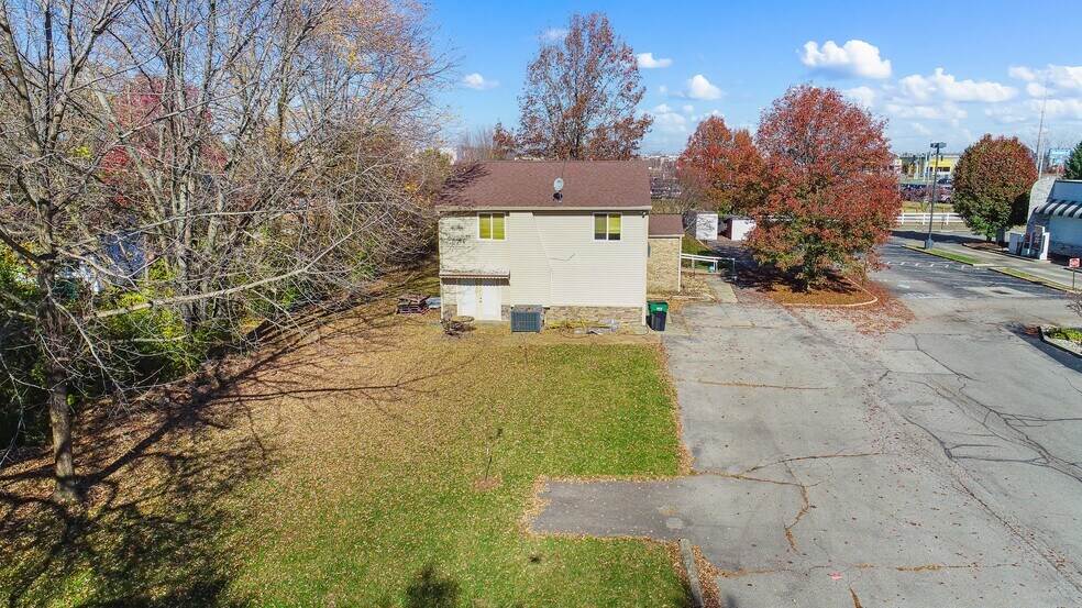 More Photos Of 2048 N Morton St, Franklin Office For Sale