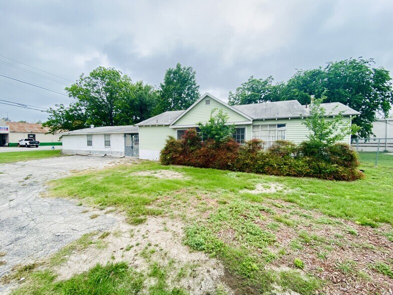 More Photos Of 180 S Business Ih 35, New Braunfels Land For Sale