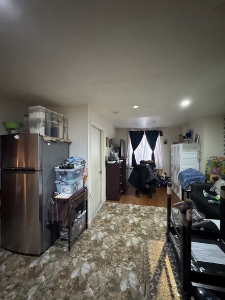 More Photos Of 11242 38th Ave, Corona Apartments For Sale