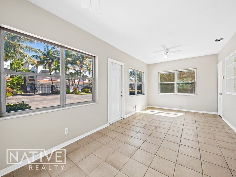 More Photos Of 731-733 NE 7th Ave, Fort Lauderdale Apartments For Sale
