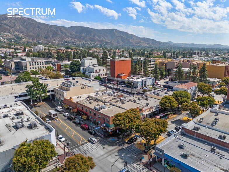 More Photos Of 130-140 N San Fernando Blvd, Burbank Storefront For Lease