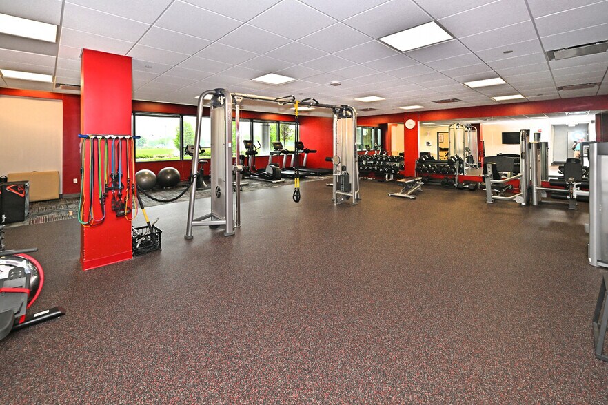 More Photos Of 50 Tice Blvd, Woodcliff Lake Office For Lease