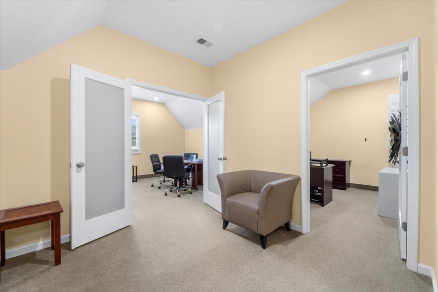 More Photos Of 900 Old Winston Rd, Kernersville Medical For Sale