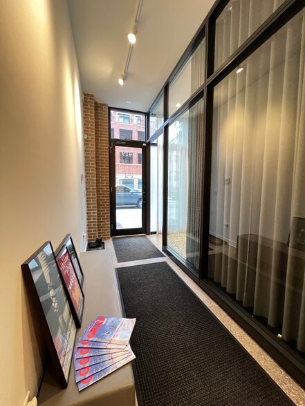 More Photos Of 1419 W Belmont Ave, Chicago Storefront Retail Residential For Sale