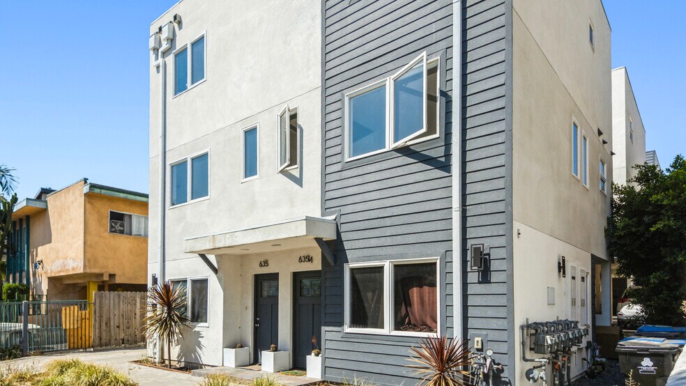 More Photos Of 635 N Harvard Blvd, Los Angeles Apartments For Sale