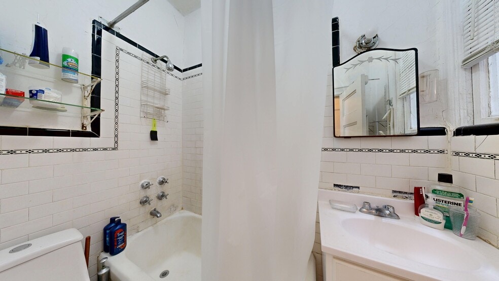 More Photos Of 900 Brooklyn Ave, Brooklyn Multifamily For Sale