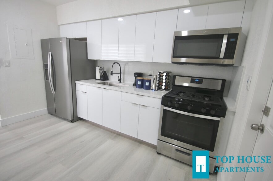 More Photos Of 251 NW 57th Ave, Miami Apartments For Sale